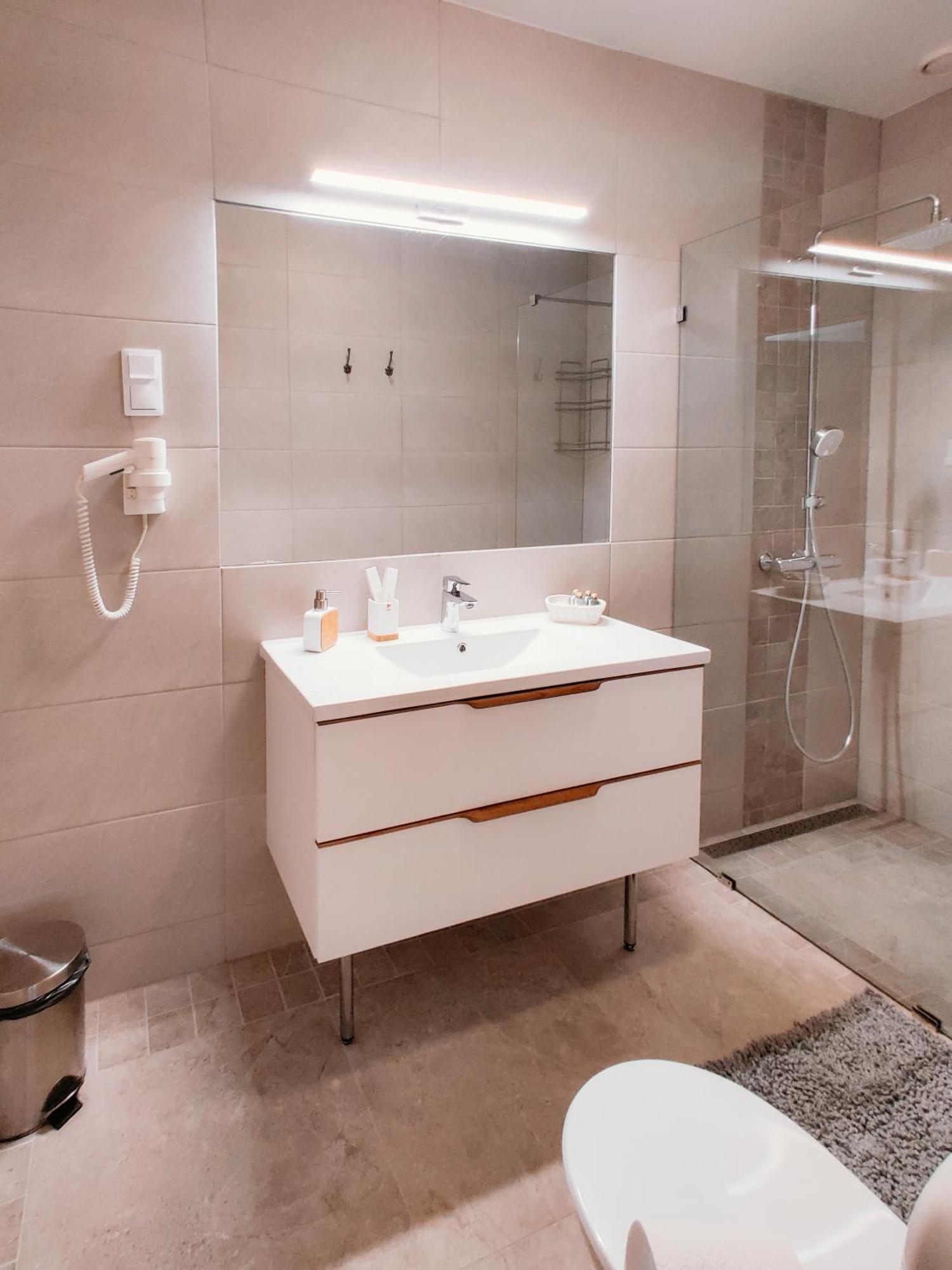 Hotell Wironia Jõhvi Kültér fotó