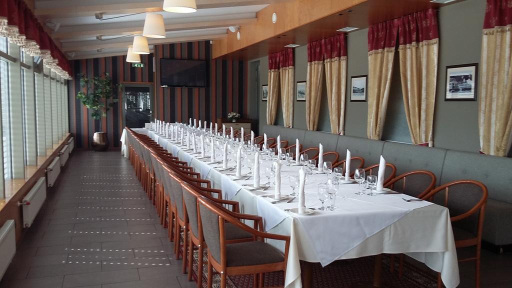 Hotell Wironia Jõhvi Kültér fotó